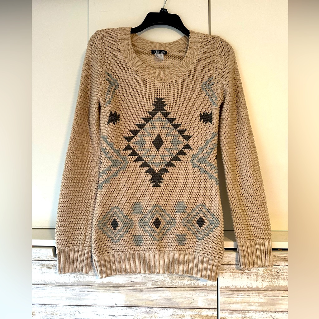 Venus Tan And Gray Patterned Sweater